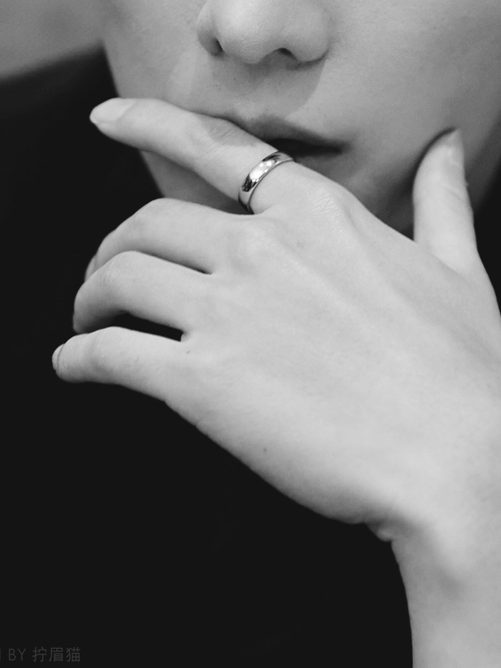 杨洋手控福利来袭手不是手是温柔的宇宙78杨洋