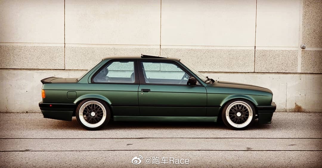 宝马e30