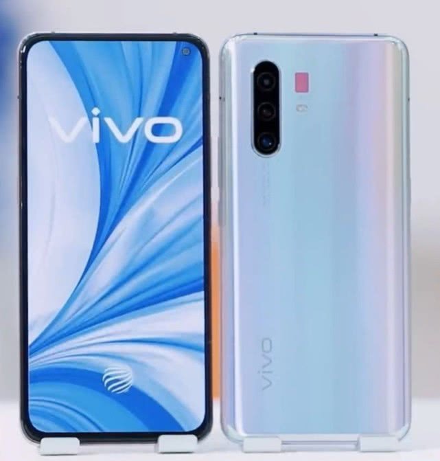 vivo x30系列还是熟悉的x系列!外观相机很强其他配置一般