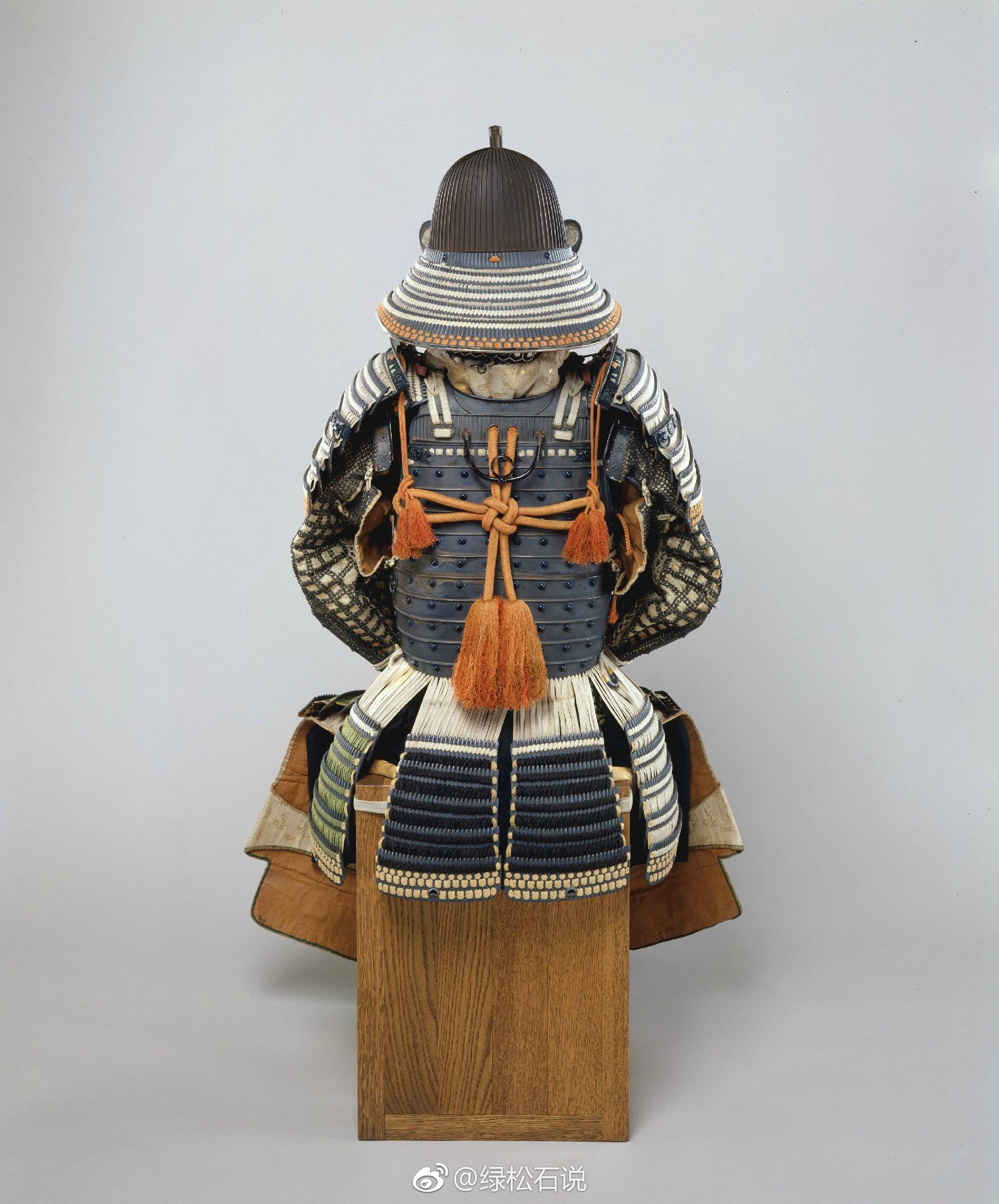 18世纪日本盔甲 