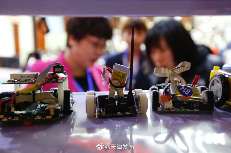 2019大学生人工智能电脑鼠竞赛开赛