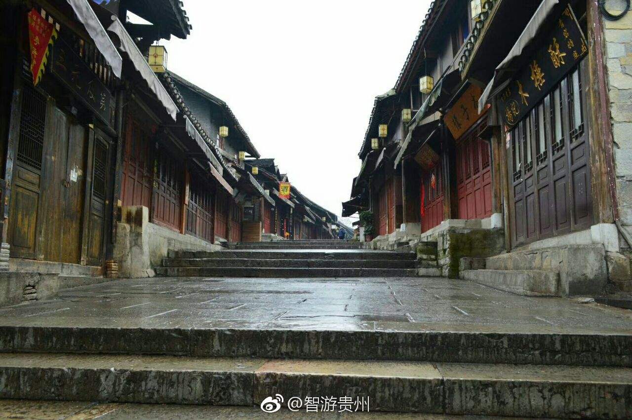 歙县徽州古城的许国石坊，东方的凯旋门，四百年的八脚牌坊