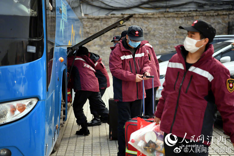 江西省第三批疾控人员驰援武汉