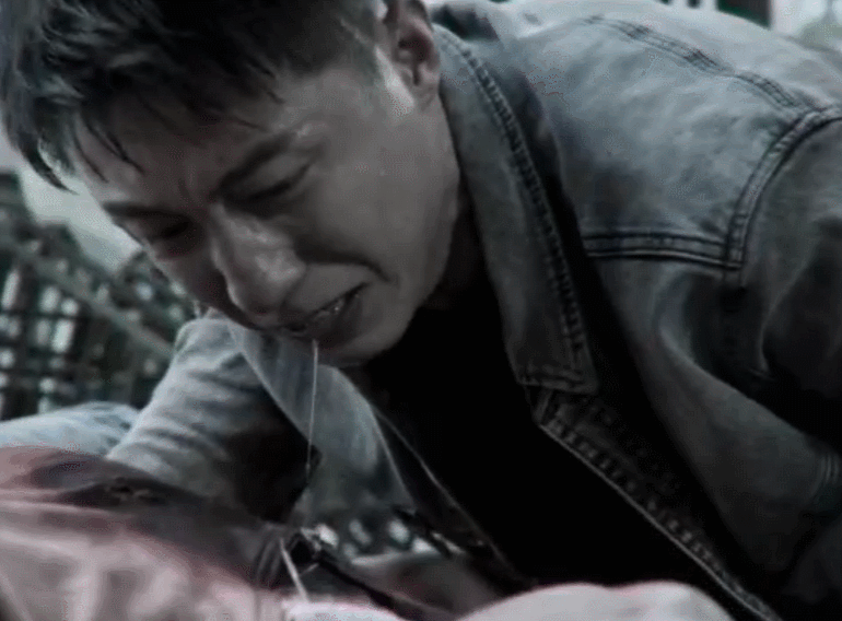 各位硬汉哭戏炸裂系列