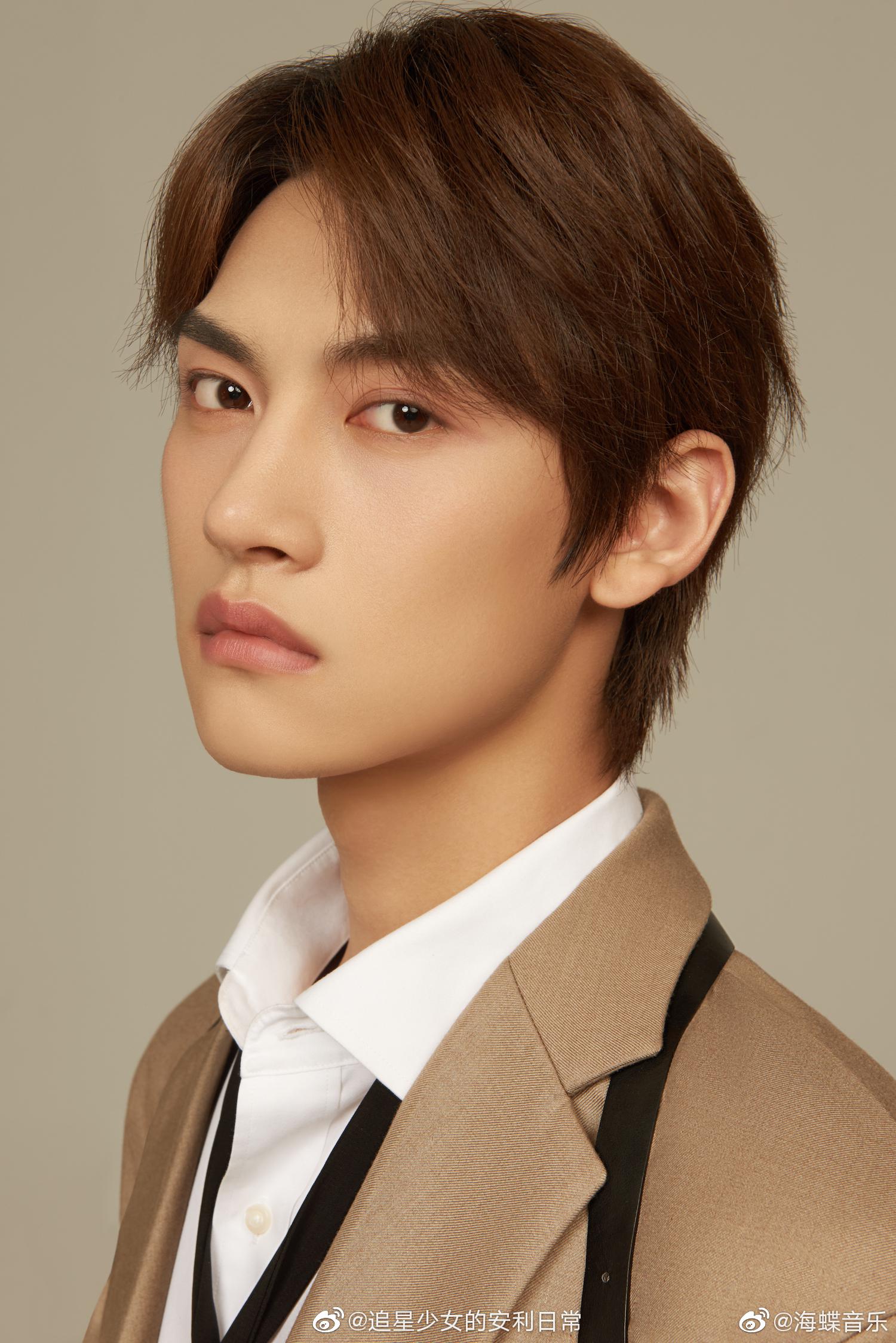 想知道大家在追傅菁/施展/李汶翰/胡文煊/徐梦洁/连淮伟/程潇/胡春杨