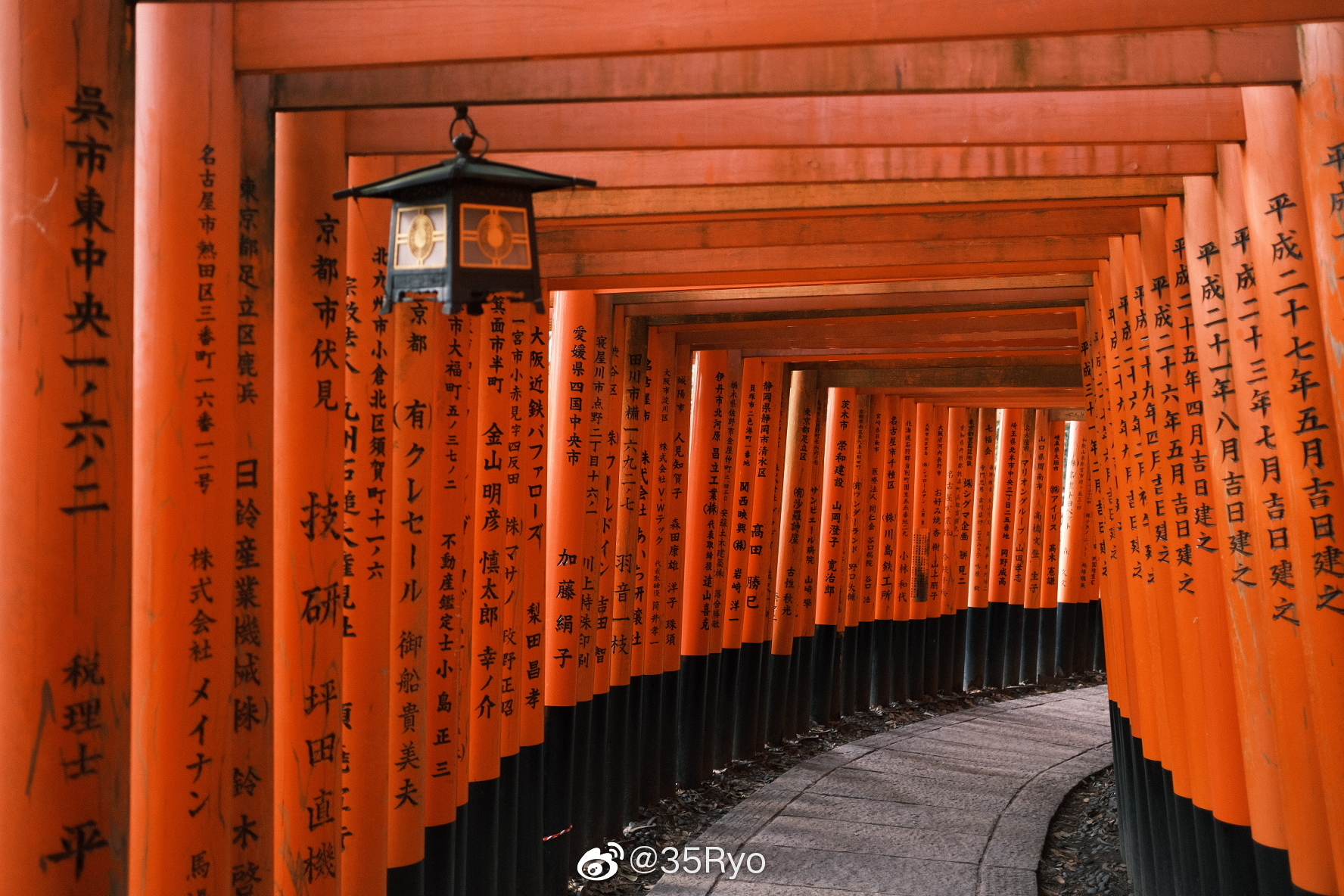 出镜 非言 35ryo裙 Cel洋装设计 Lolita 高清图集 新浪网