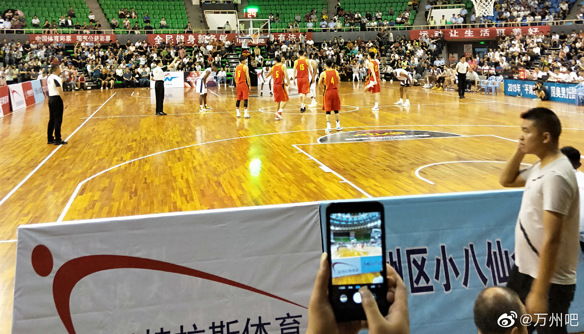 欧洲篮球联赛中文网__赛程比分+球队资讯+盘口分析欧洲篮球战场激战：谢尔伯恩对阵苏黎世欧协联赛风云时刻即将到来！