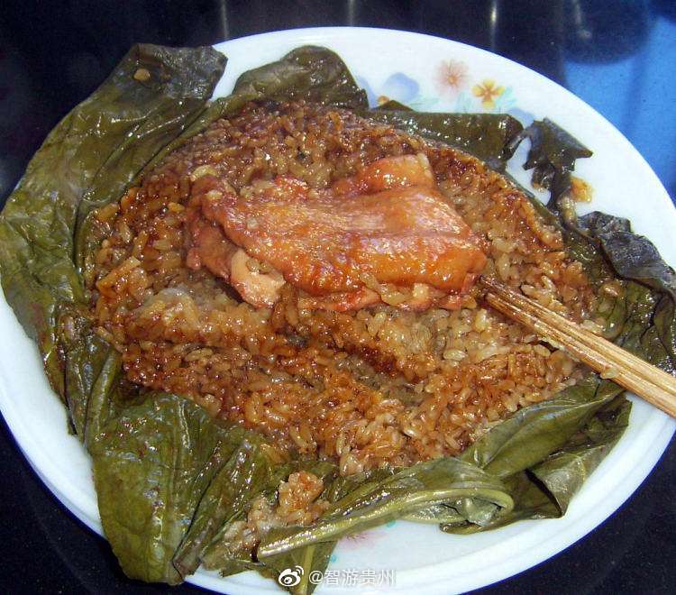 盘州美食——荷叶糯米鸡