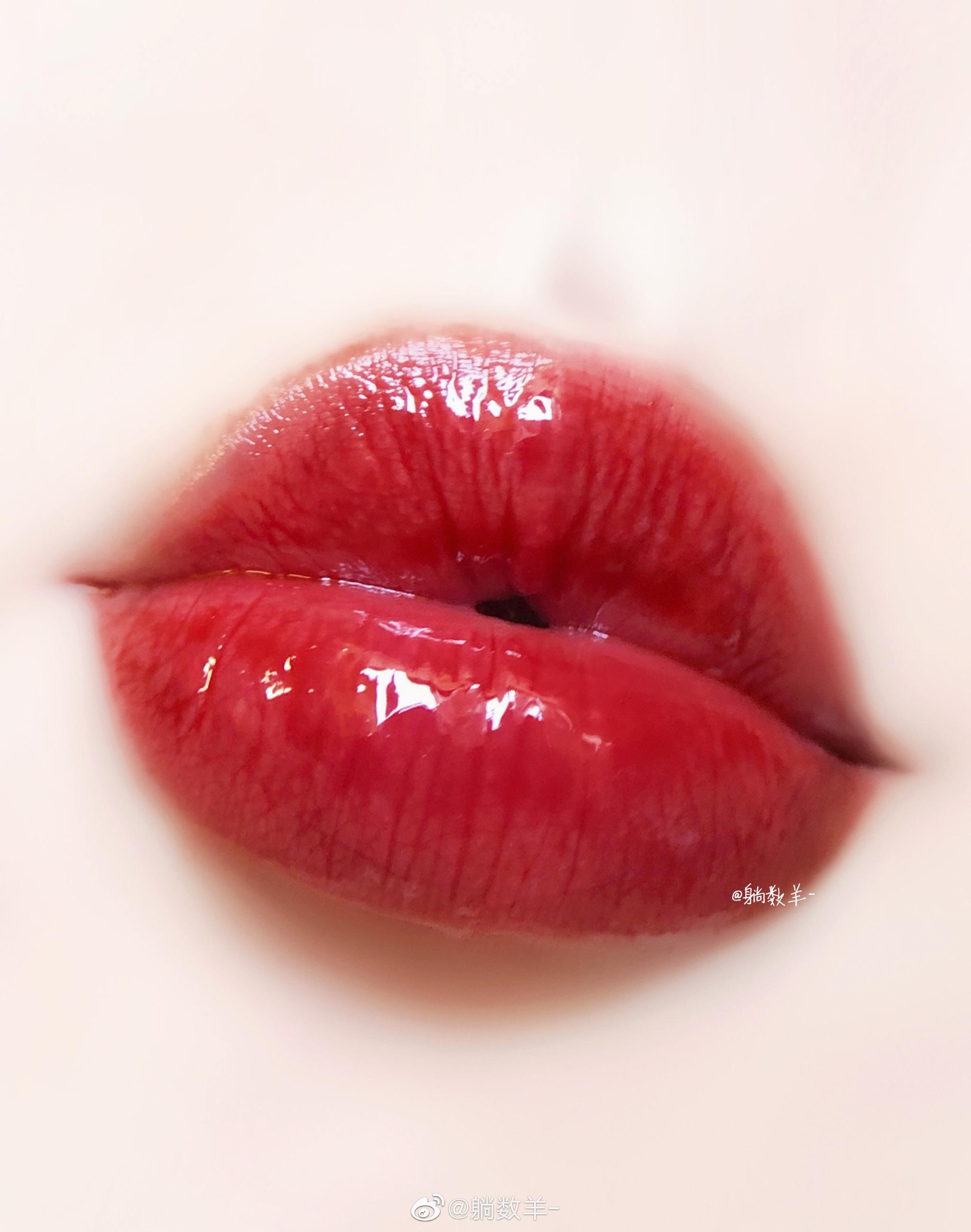 嘟嘟唇烂番茄色的清透脆玻璃hedone内心戏唇釉半熟期待tomato