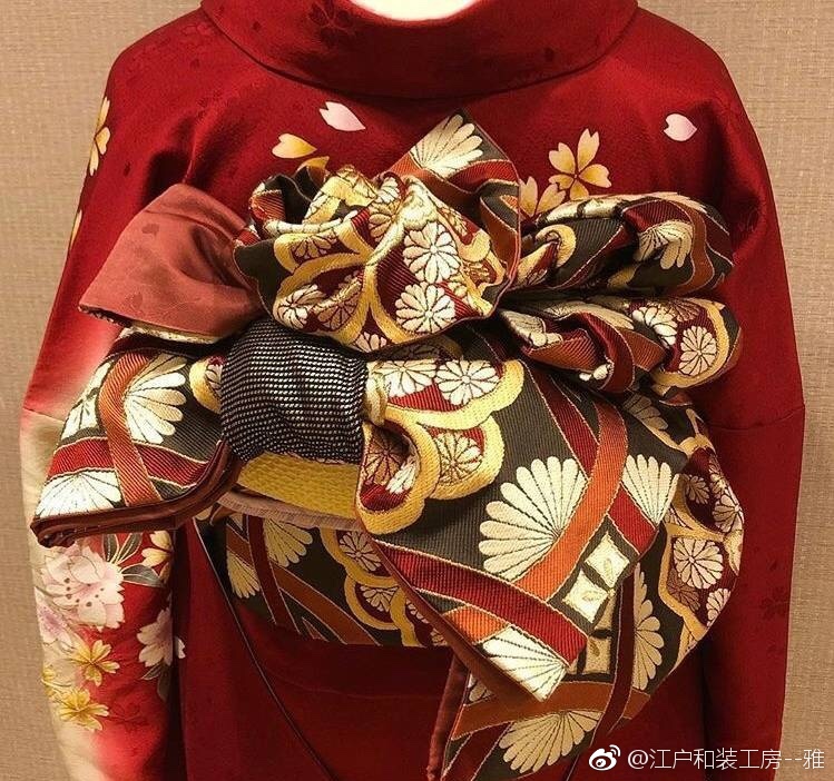和服小知识｜请欣赏日本1级着付け技能士の作品👘get起来～每一种_新浪新闻