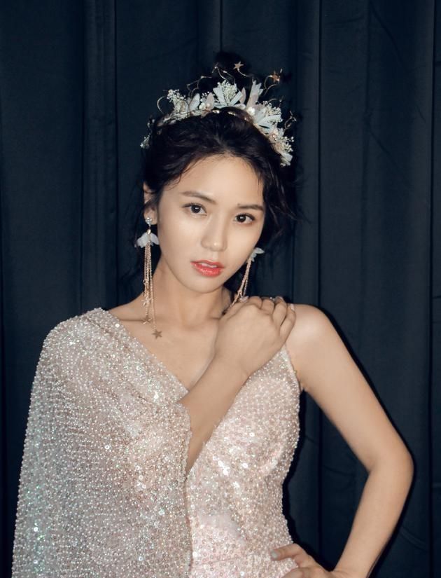 黄英发文回应歌手2019刷票蔡徐坤力挺的钱正昊即将踢馆