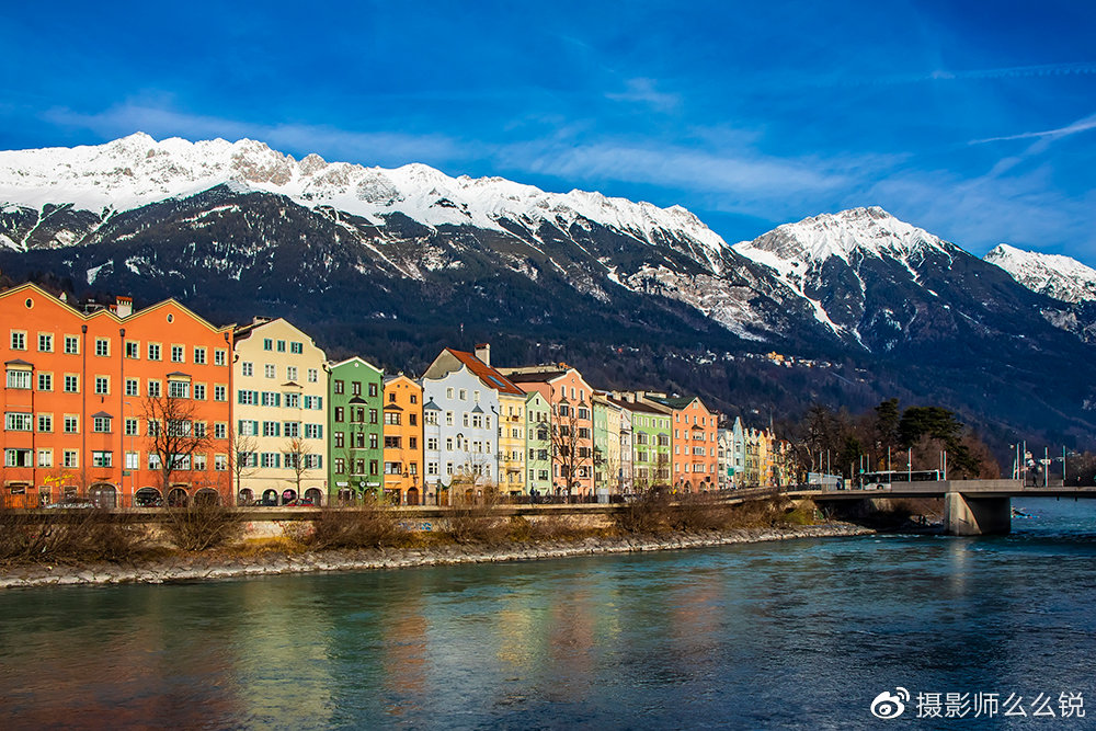 因斯布鲁克.阿尔卑斯山下的童话小镇.施华洛世奇水晶之乡