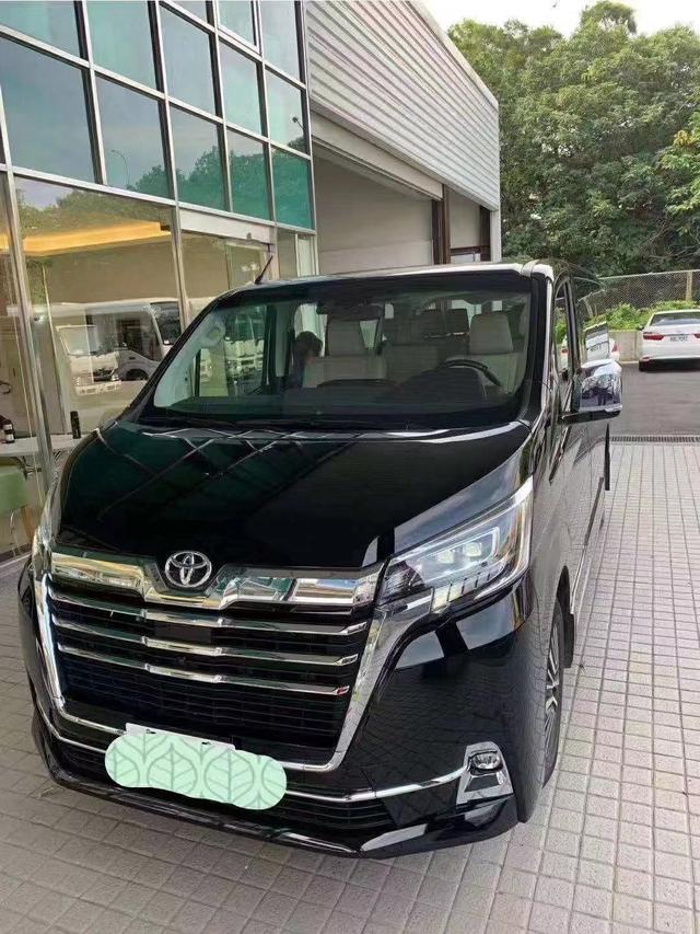 全新柴油mpv丰田granvia格兰维亚28t实拍解析