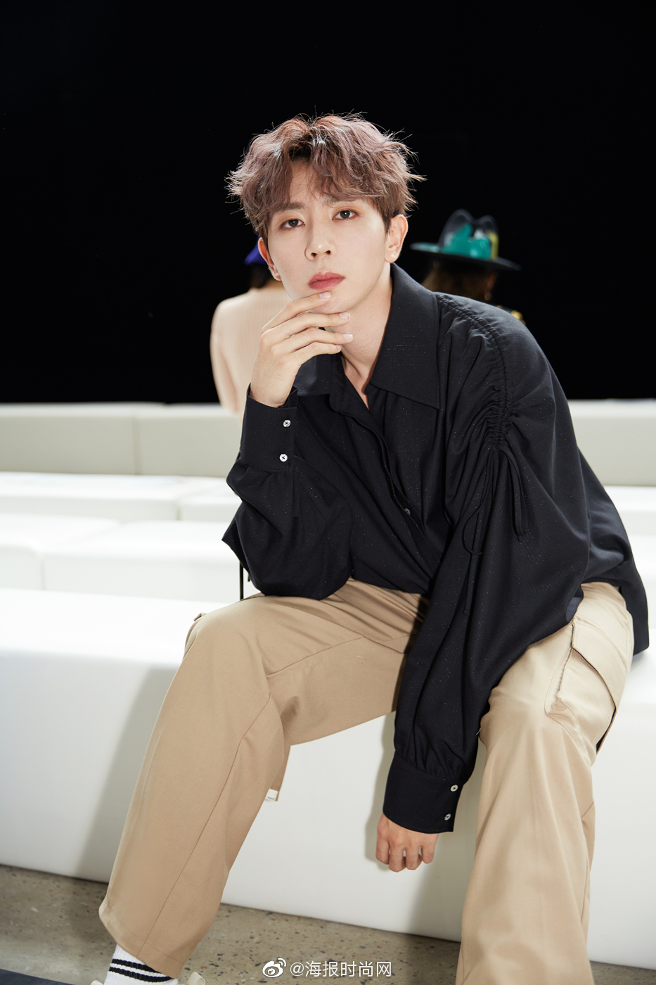 香蕉娱乐旗下男团tangram成员tgm林超泽tgm邱治谐昨日身着干