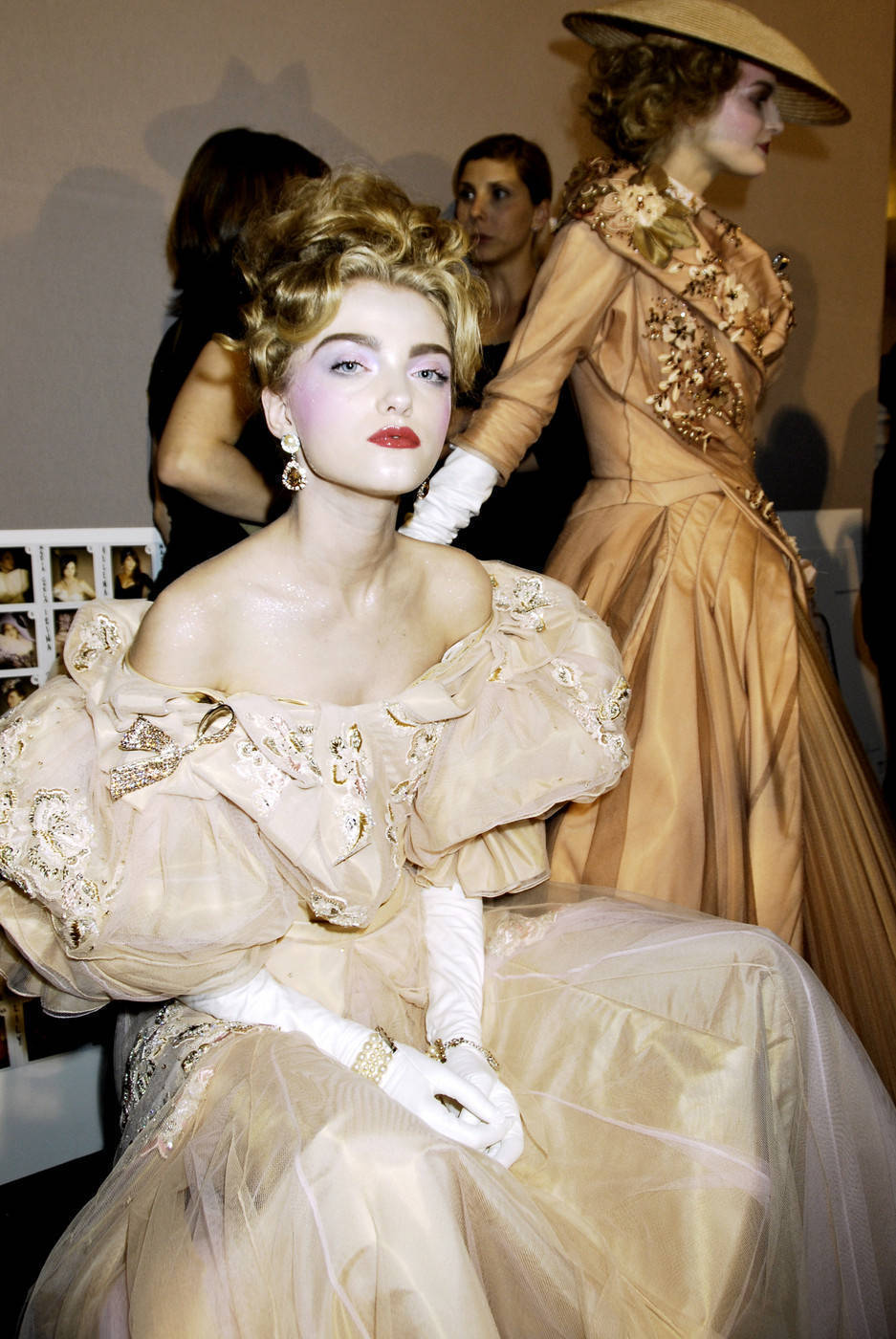 可爱的贵妇丨vlada roslyakova christian dior haute couture f/w 20