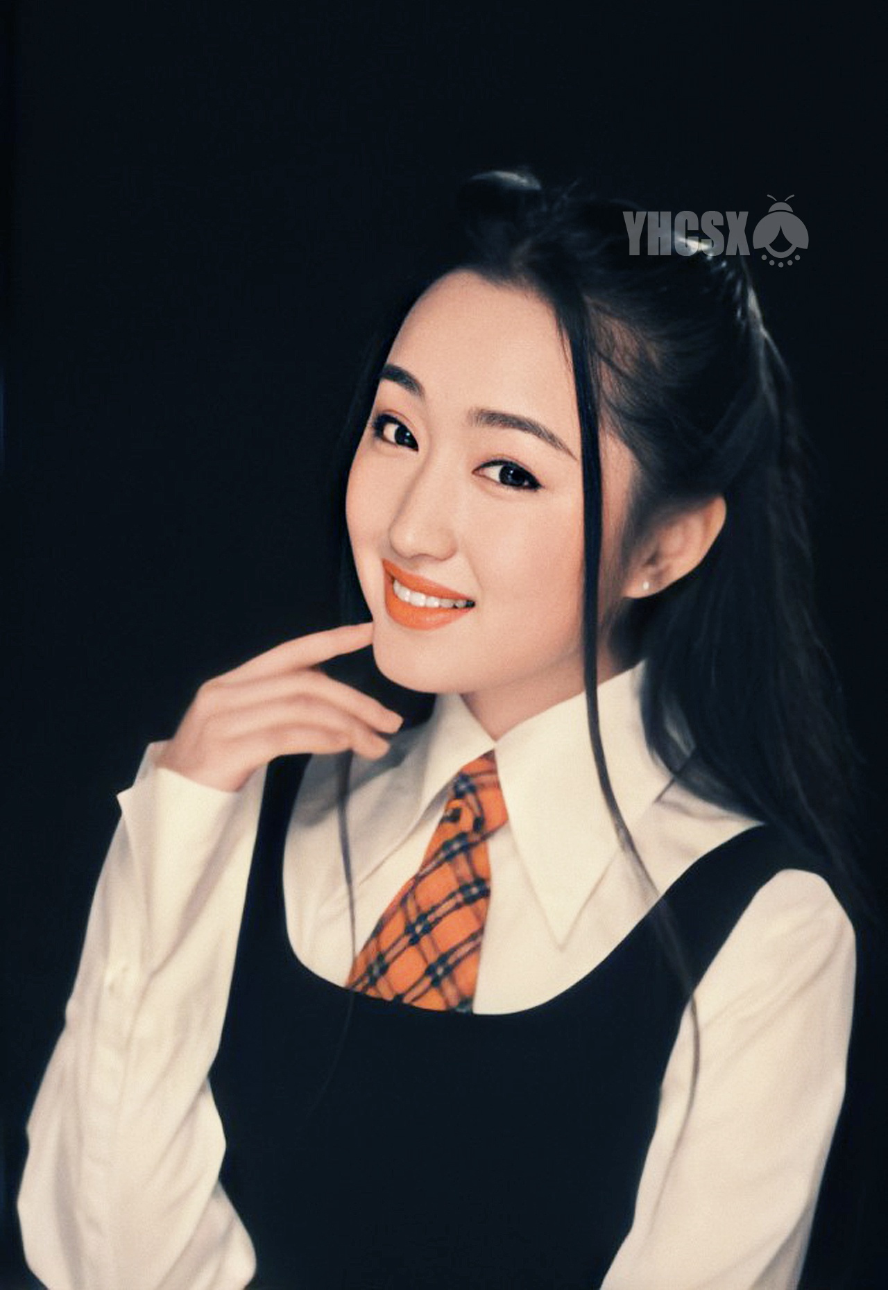 杨钰莹一组青涩旧照,二十年前的背带裙情节,多少人的初恋记忆