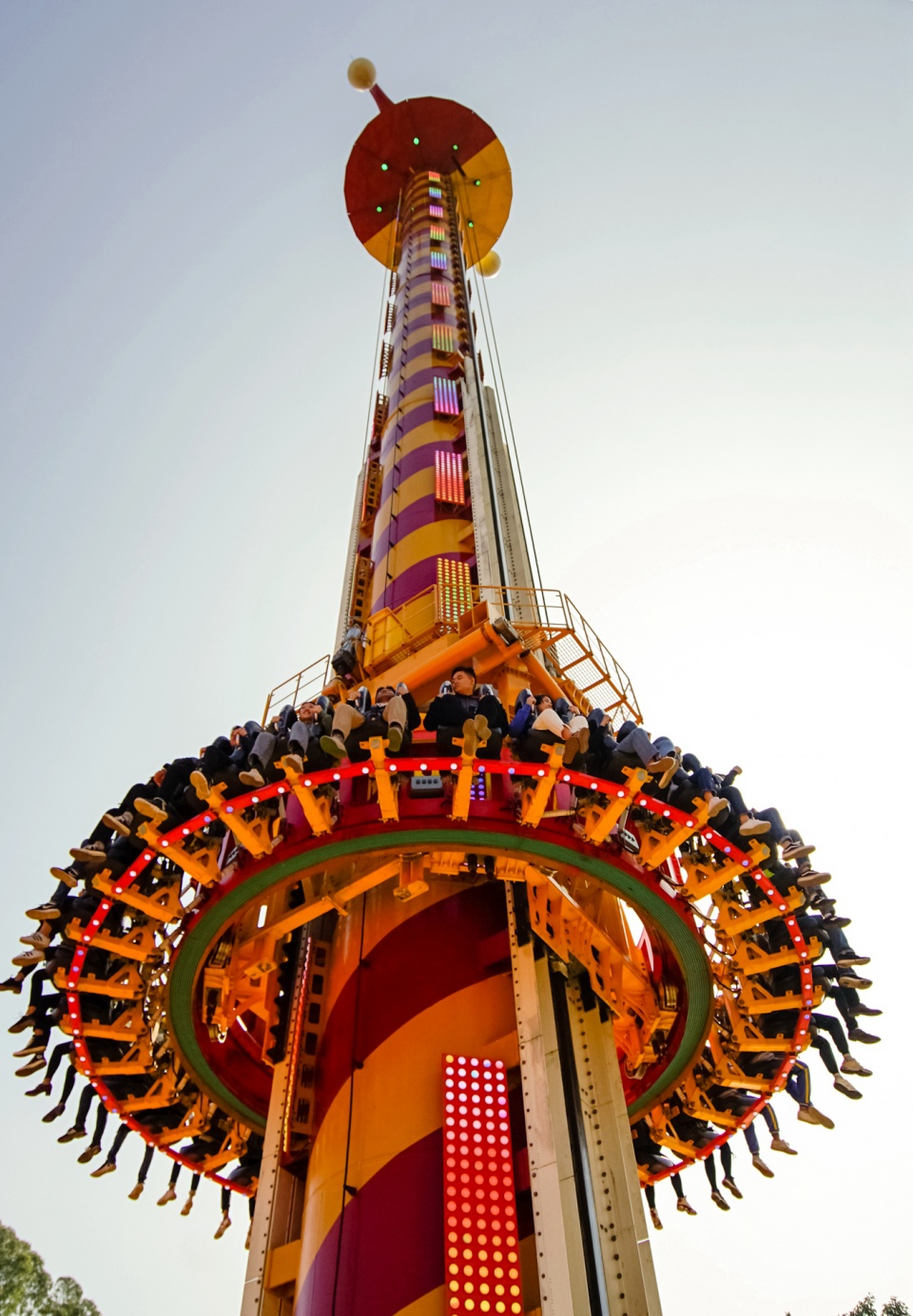 圣诞节去哪嗨?广州长隆欢乐世界梦幻圣诞给你别样惊喜!