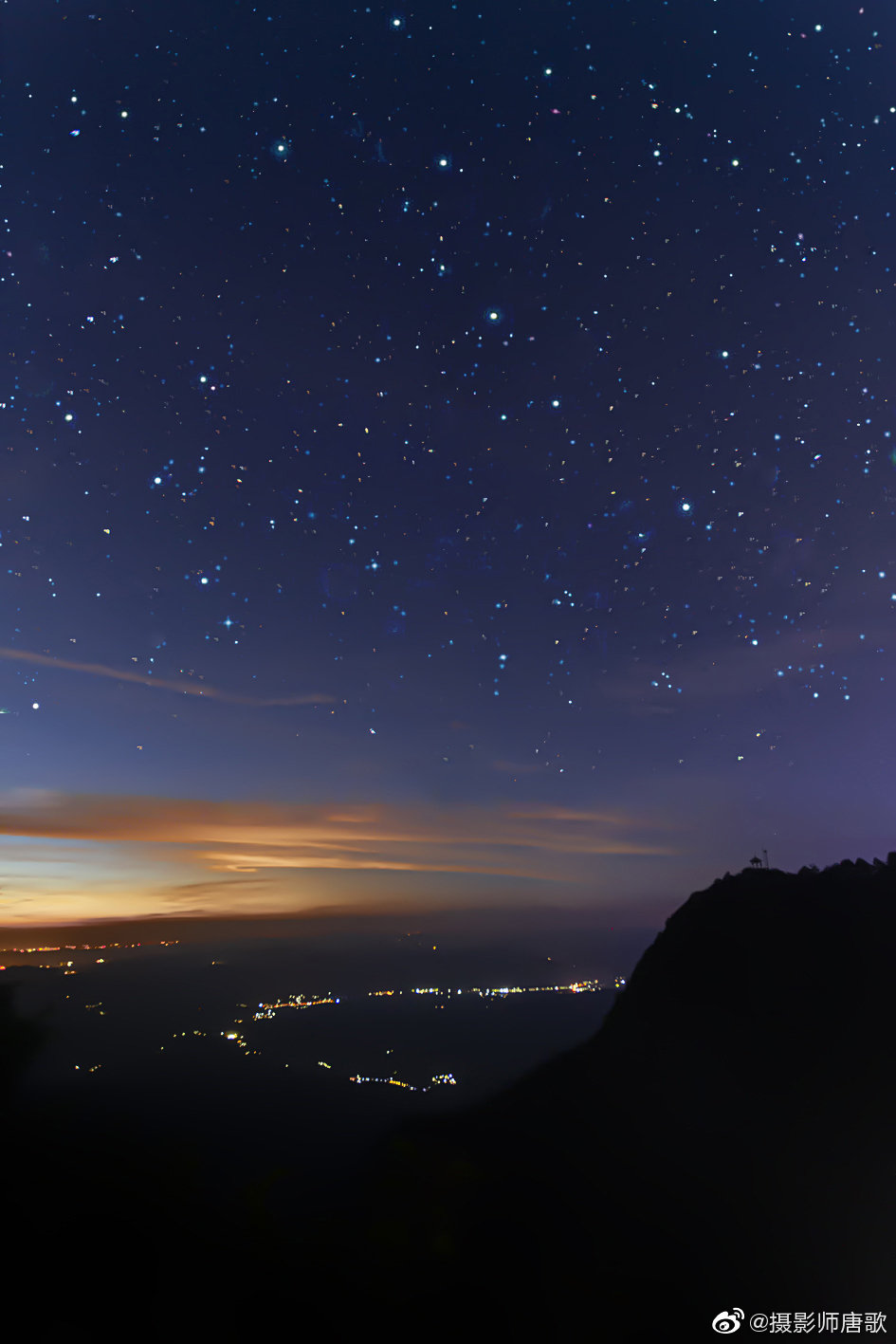 九宫山的夏夜,星空也太美了吧 (.@摄影师唐歌 )