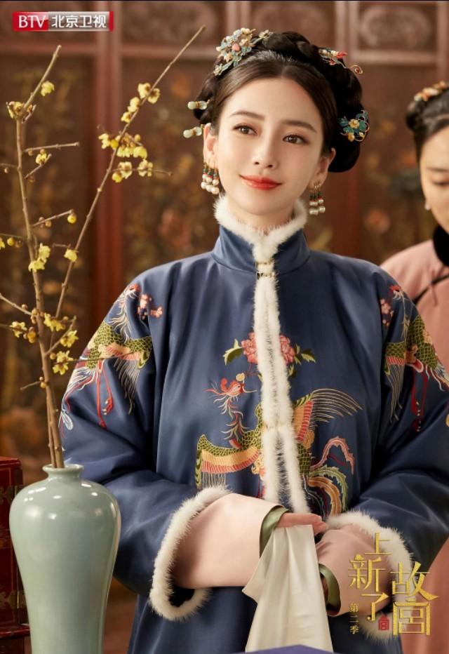 baby综艺又演清宫剧,比起她洋气的造型,这演技直接把我逗笑了