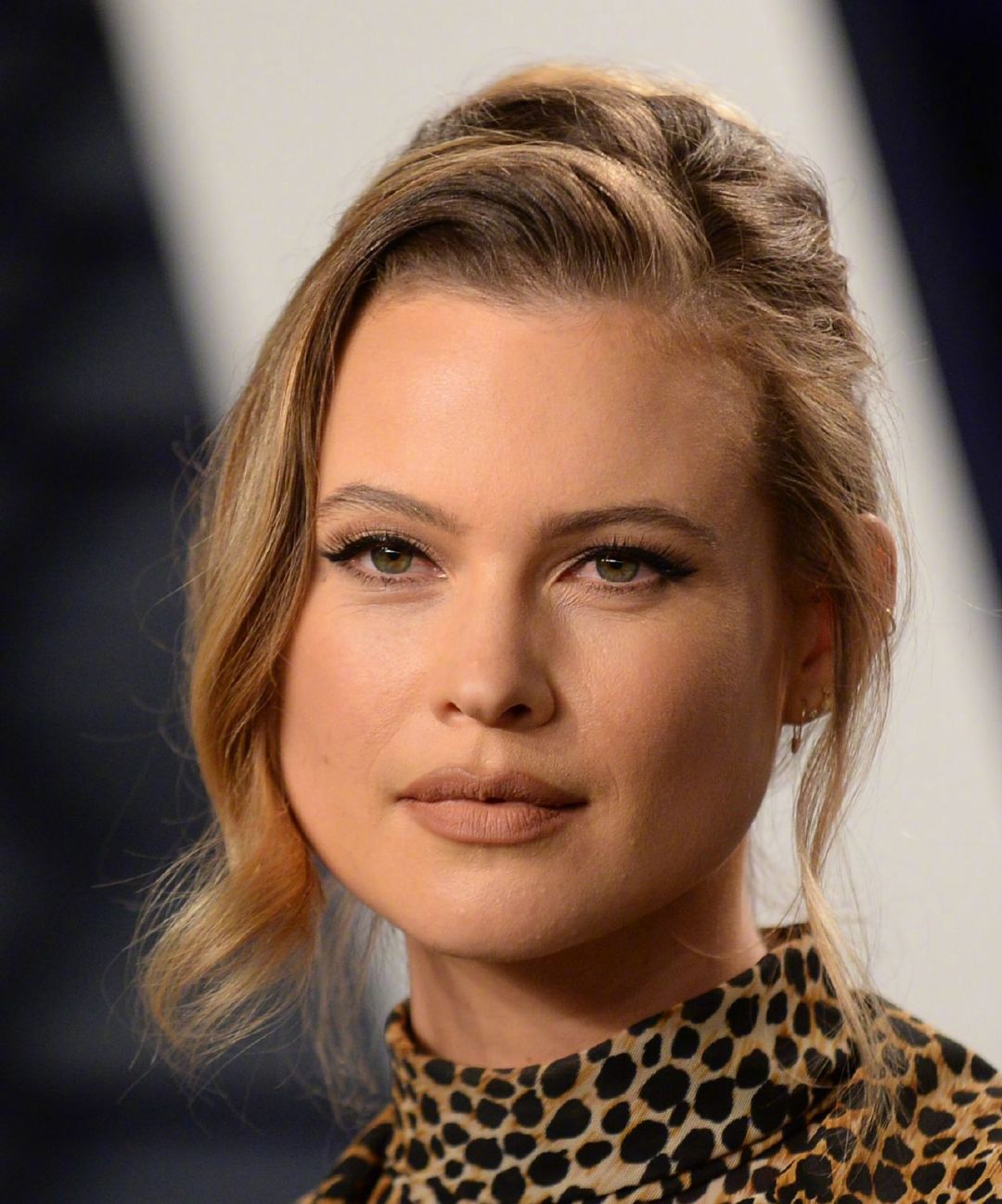 出席(《名利场》奥斯卡颁奖party)的南瓜behati prinsloo