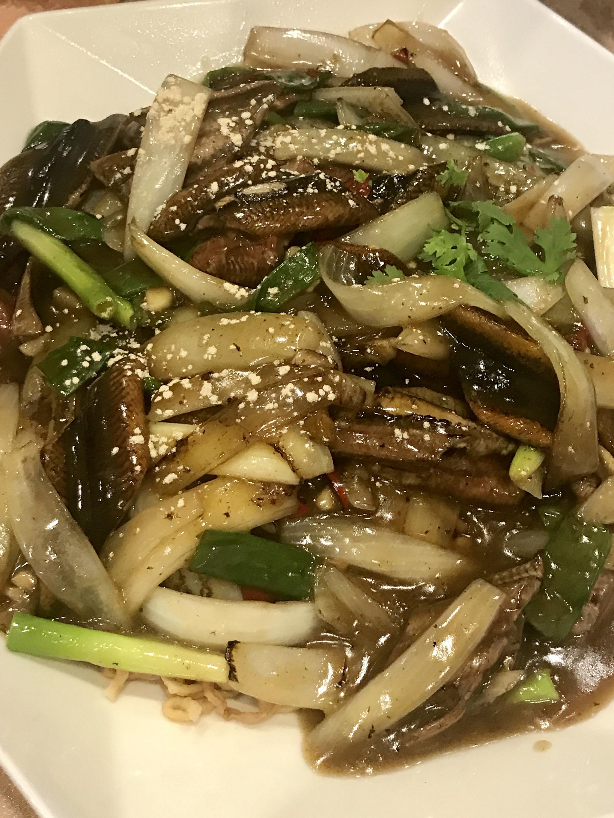 阿霞饭店分店 今天总店停业休息 甜品图见评论 阿霞饭店分店 今天总店停业休息 甜品图见评论