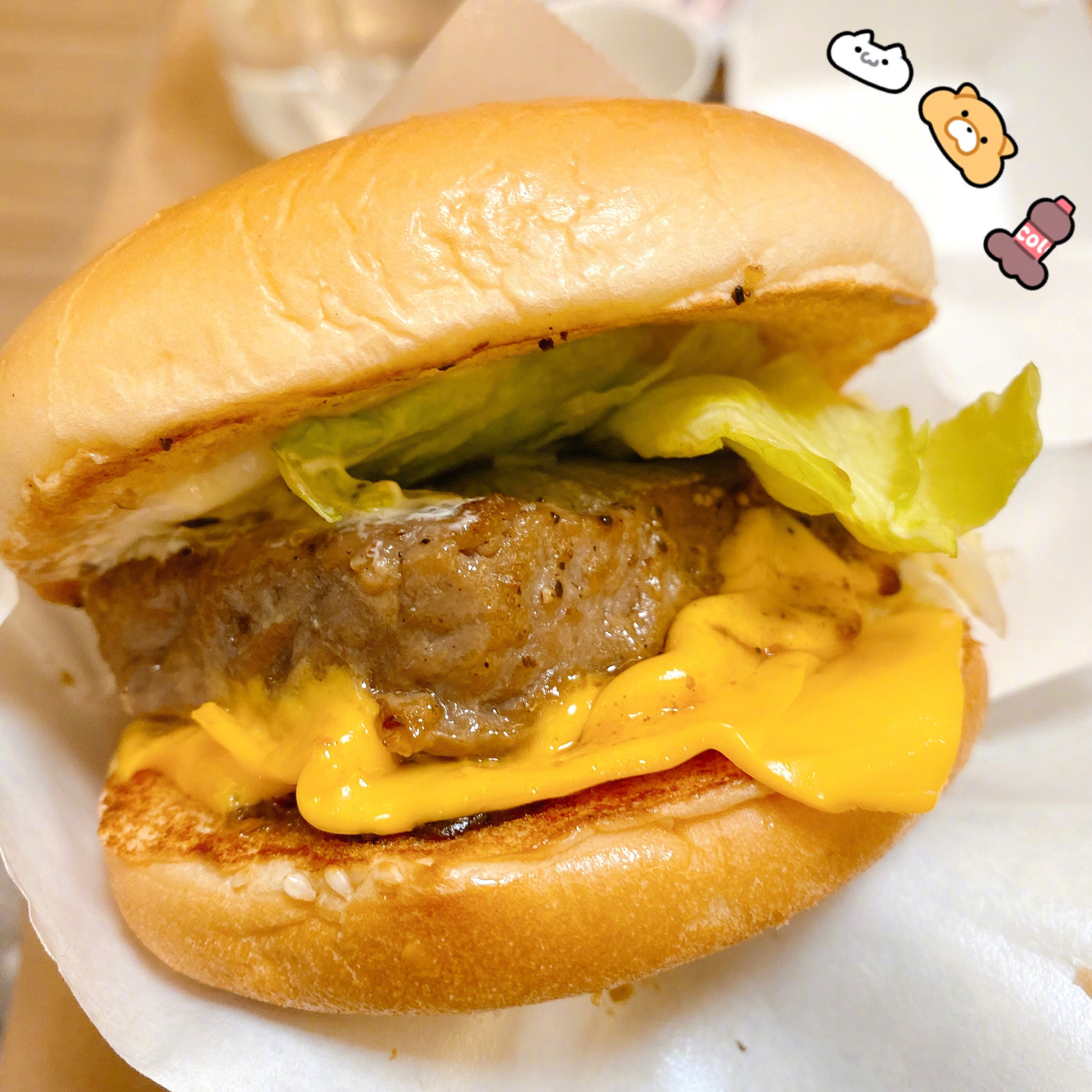 c的整块厚切澳洲牛排堡挺好吃的_高清图集_新浪网