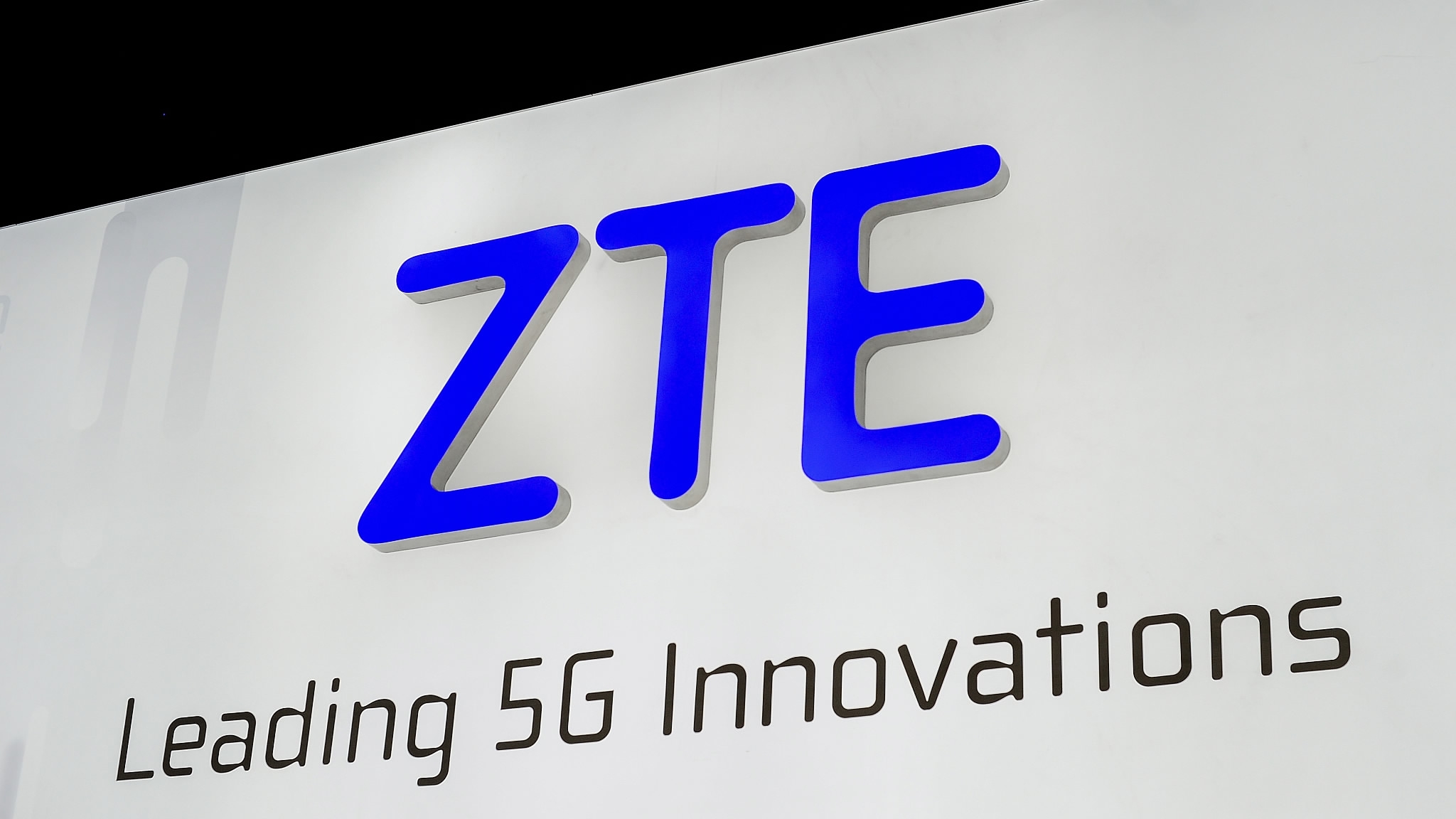 小米总裁坚决套现34亿costco被迫停业茅台半小时抢光