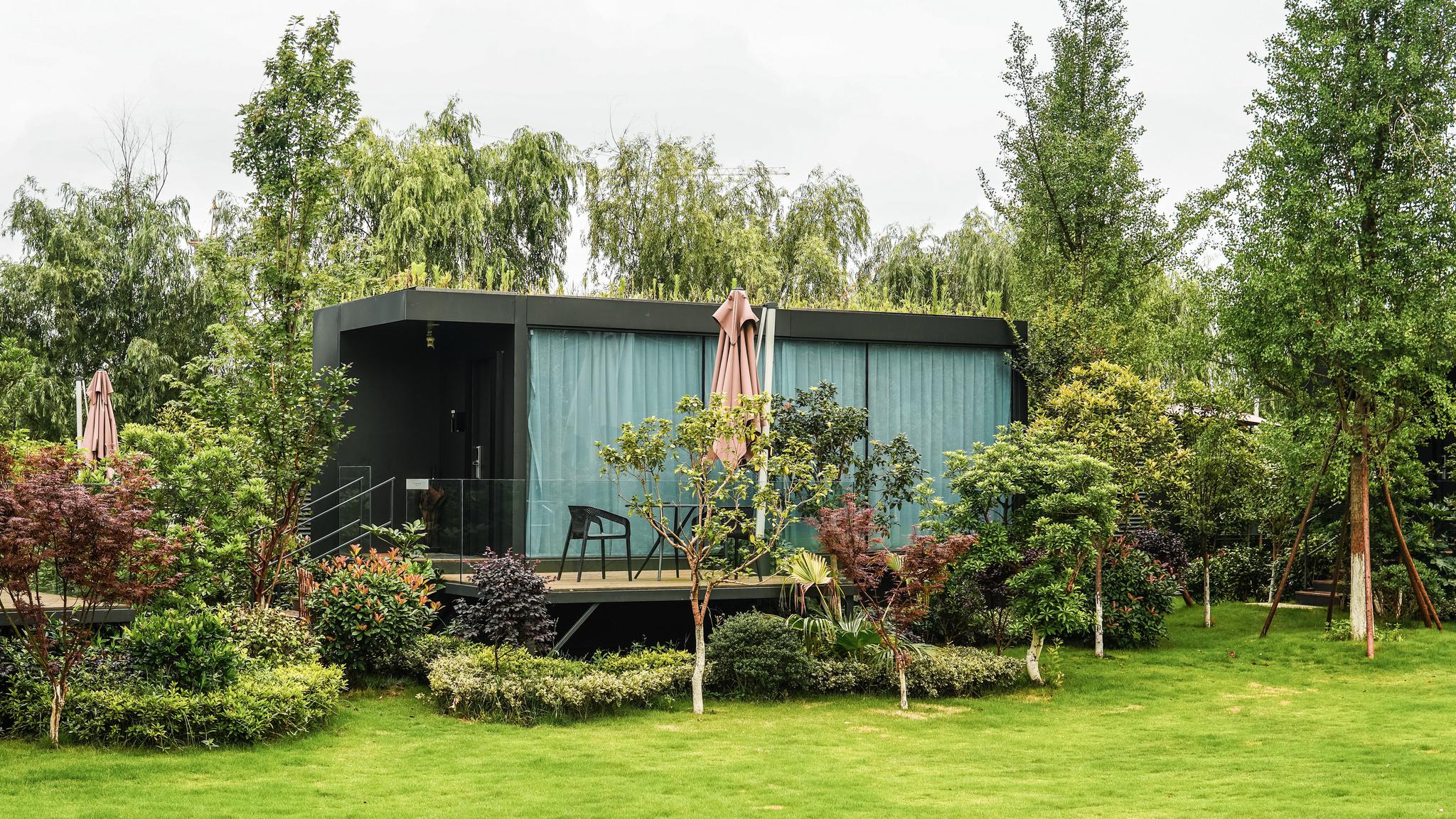 洋湖湿地公园里的地球仓生态酒店,上过《亲爱的客栈》,住得真是爽