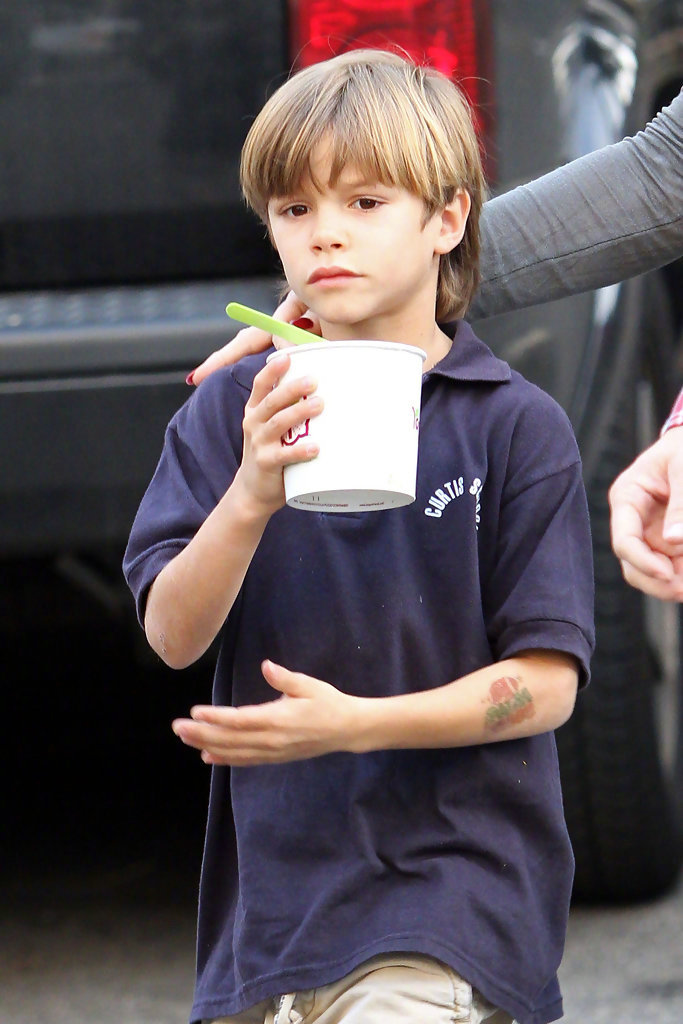 贝家老二罗密欧·贝克汉姆(romeo james beckham