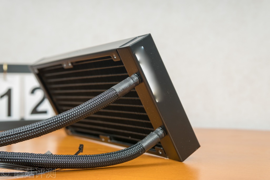240冷排也能镇压9900k酷冷至尊冰神b240argbcpu水冷散热器