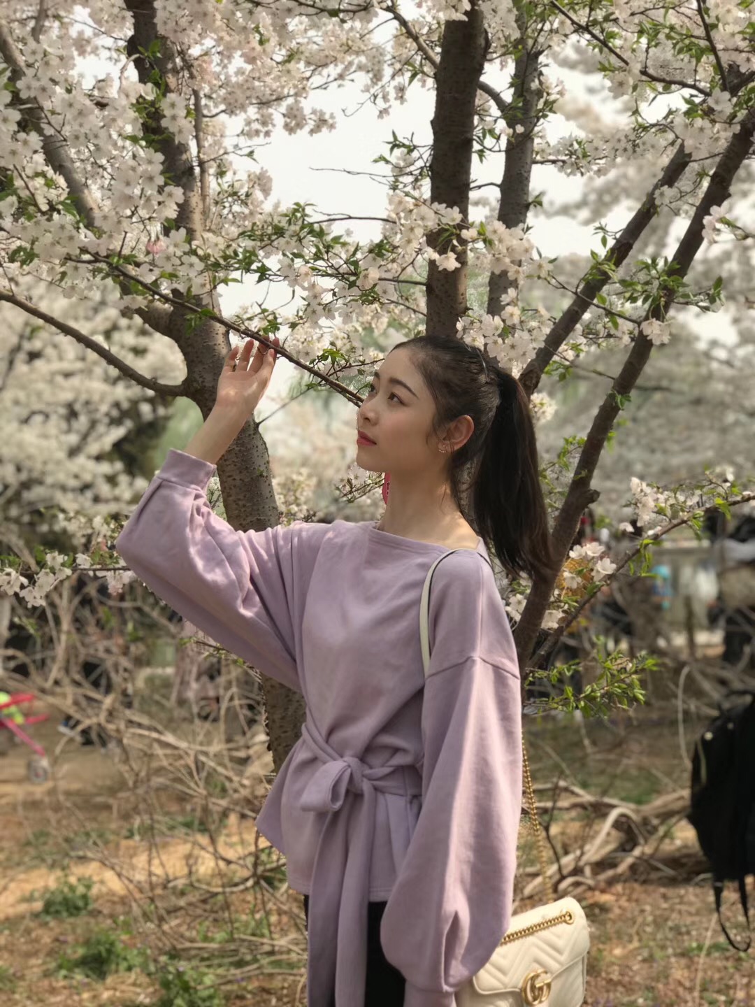 01年北京舞蹈学院中国古典舞系狮子座身高177爱好美食