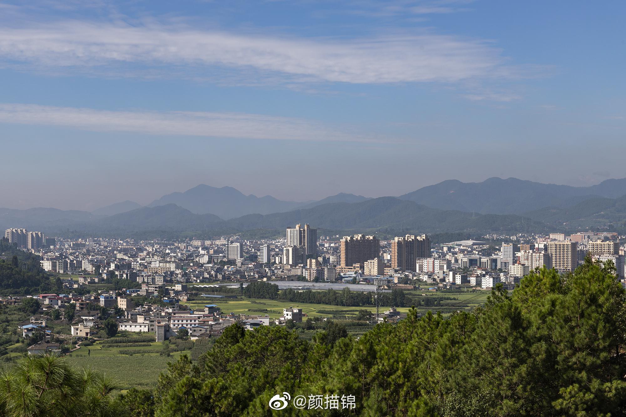 会理,位于四川省凉山彝族自治州的一座县城
