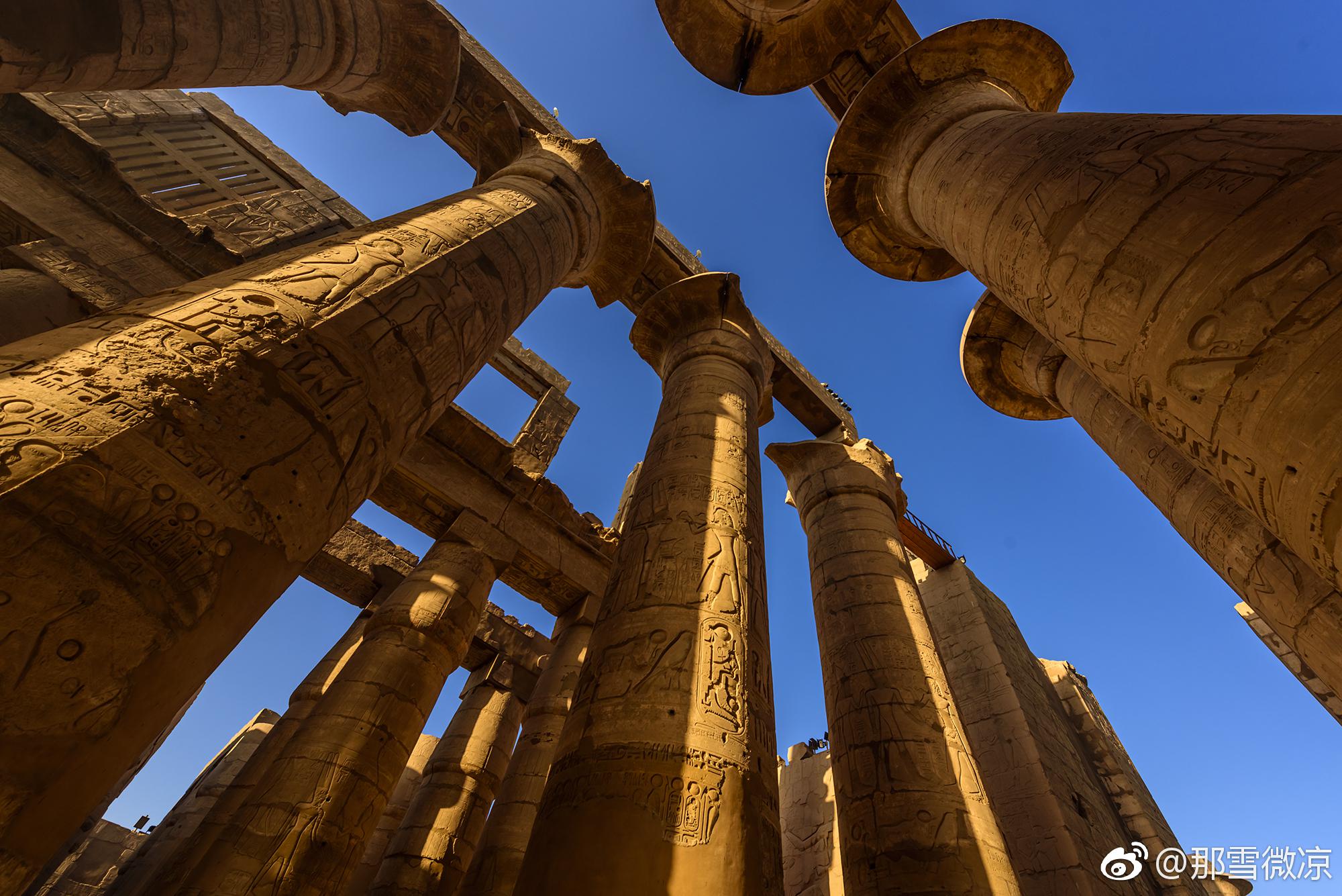 埃及卡尔纳克神庙,神奇的光影