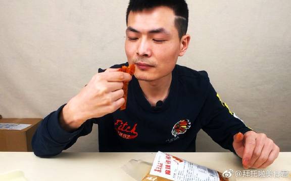 日本大胃王铃木挑战吃16斤的肉排咖喱饭, 直接