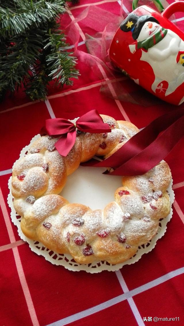 圣诞给孩子做个花环面包,特别简单,面包松软,还能撕着吃