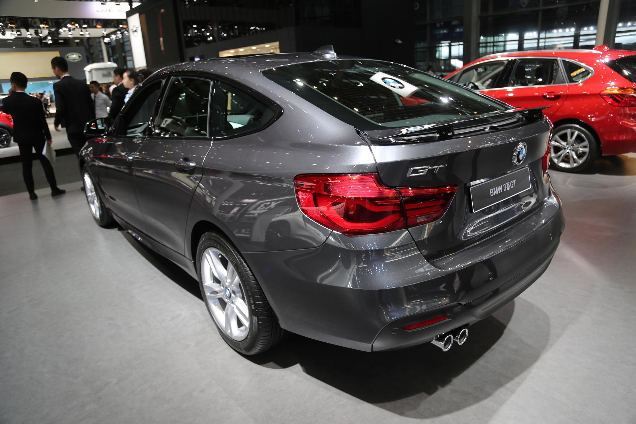 宝马bmw 3系gt,40万级别运动型轿跑车,车展实拍!