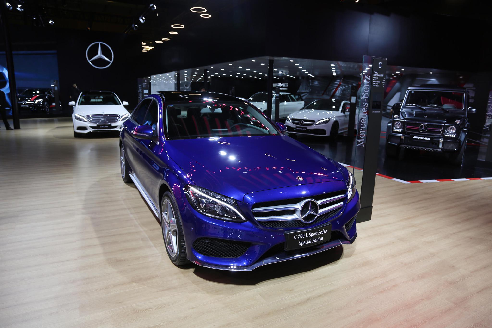 奔驰c200lsportsedan运动轿车车展实拍