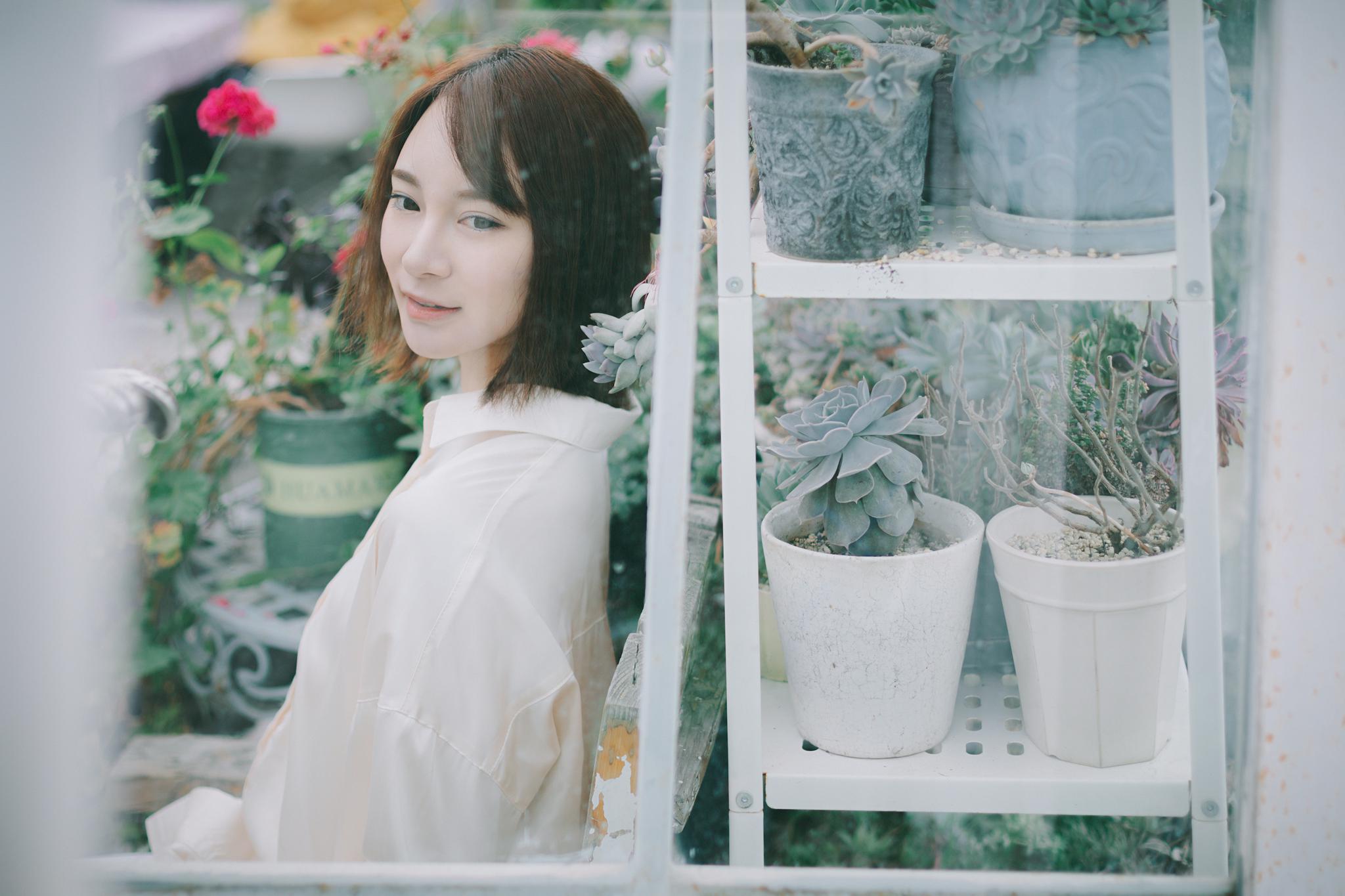 出镜:@苏拉文雅 摄影:@紫色菩提leo 抄送:@小時光ltime @微相册 67