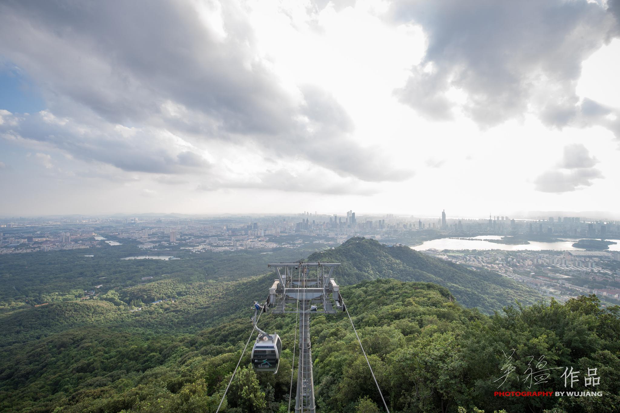 紫金山头陀岭看南京由日到夜江苏微旅游新浪江苏旅游南京发布