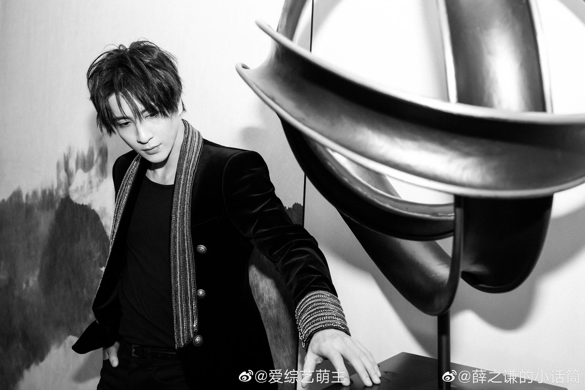 薛之谦第十张专辑《尘》同名歌曲《尘》将于(今晚)22点已上线