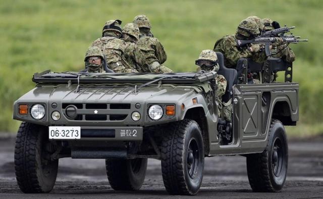 日本"国宝"级越野车,自卫队特供,绰号丰田"超级·巡洋舰"