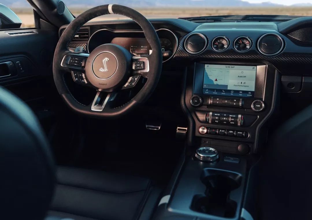 福特野马谢尔比gt500北美首发,超710马力