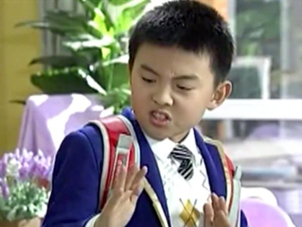 蔡小豆,原名郑伟,是一名来自中国大陆的演员.