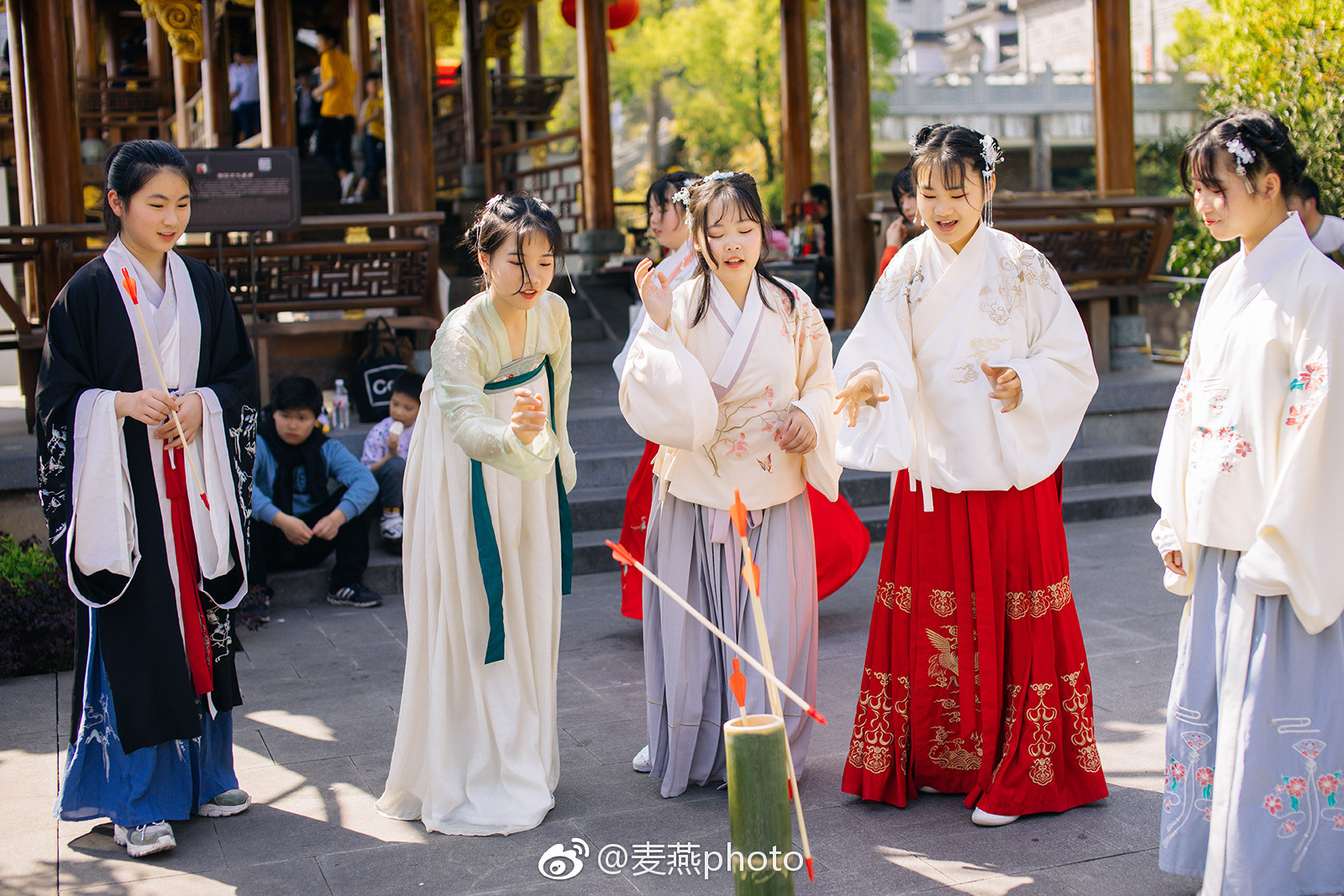 龙游县职业技术学校与归汉服社20194