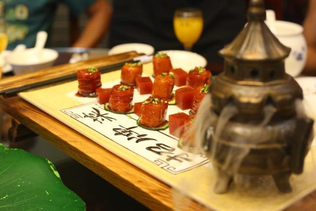 探秘藏在芙蓉街巷子里的正宗鲁菜,济南王府池子四号院