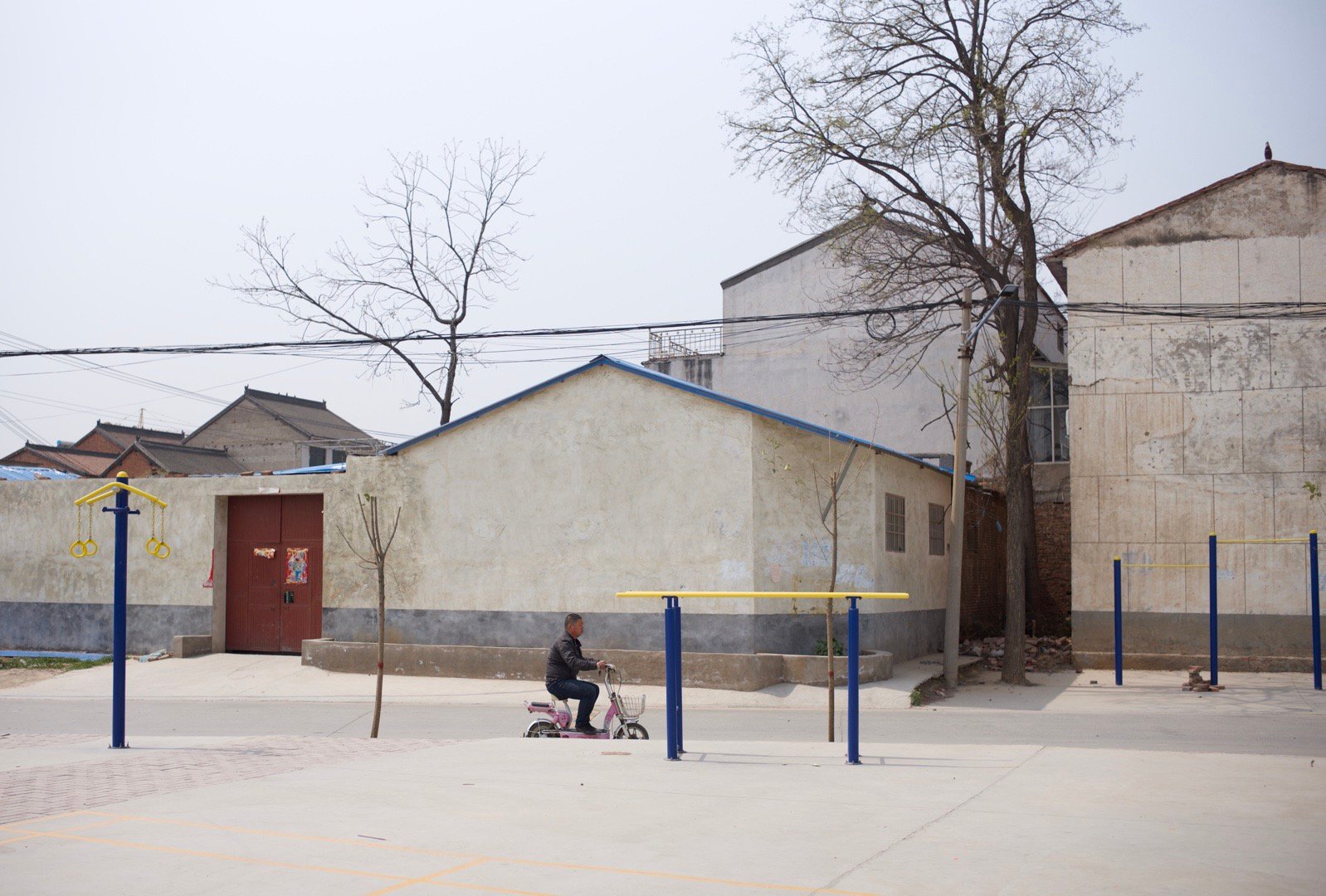 相机是今年三月才买的当时去北京看二叔二叔说赶紧买相机