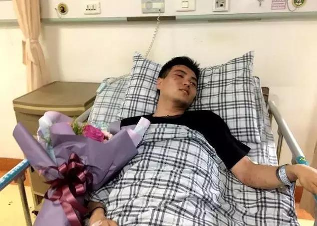 《中国机长》细节绝佳,每个片段都是隐藏泪点