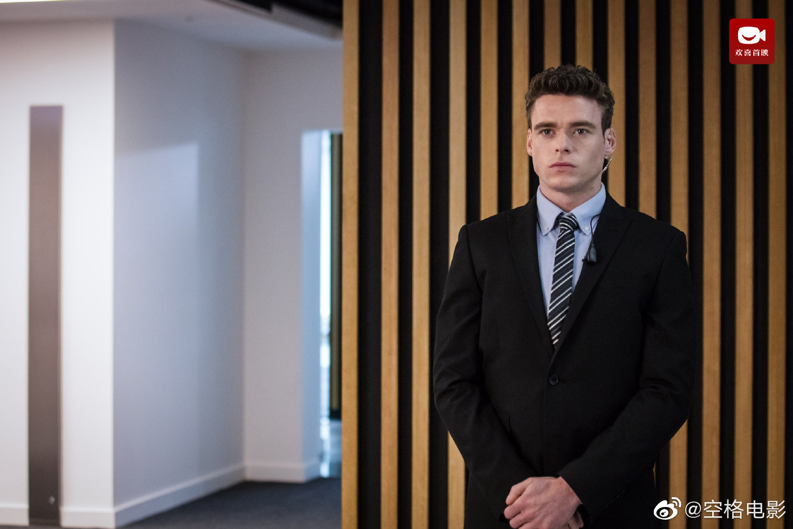 去年引发热议的英剧贴身保镖正式引进欢喜首映app全网独播