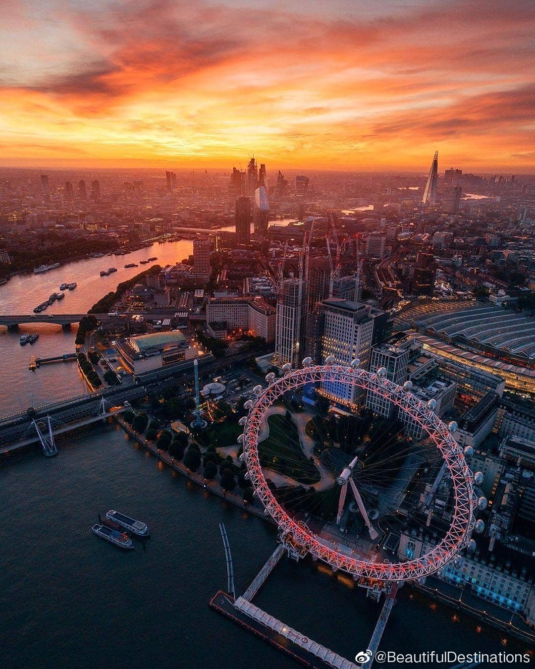 暮霭沉沉,燕雀南归,整个世界仿佛被晚霞妆裹。晚风收暑,夏日西斜|燕雀|晚风|晚霞_新浪新闻