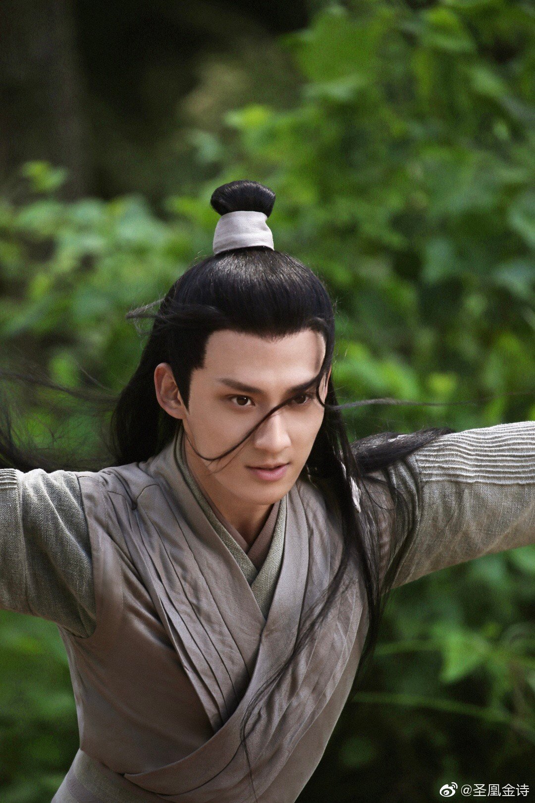 赵文浩wh @电视剧月上重火